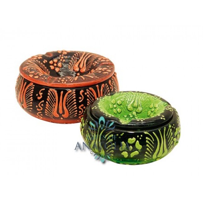 SINGLE COLOURED CLOSED ASHTRAY